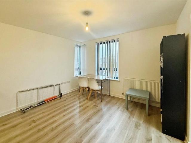 Apartment for rent in Preston, Oad Street