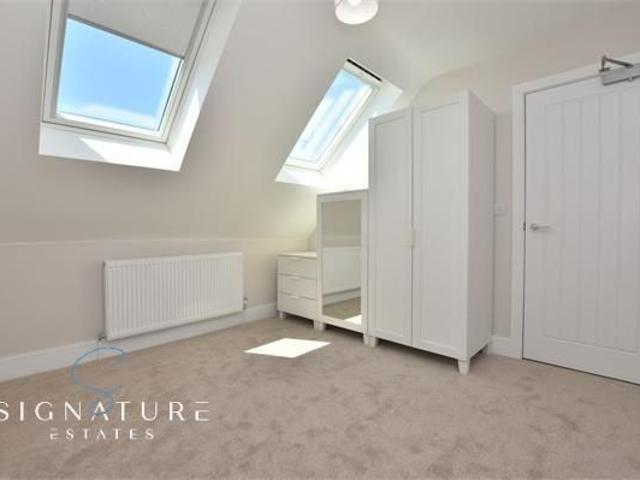 Apartment for rent in Watford Heath, Watford