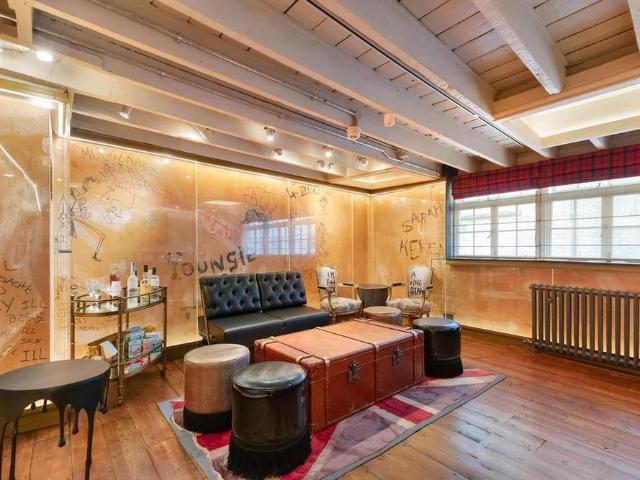 Apartment for rent in Saint Giles, Bloomsbury