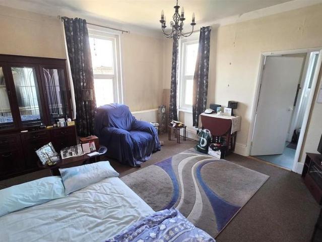 Apartment for rent in Upton, Acol