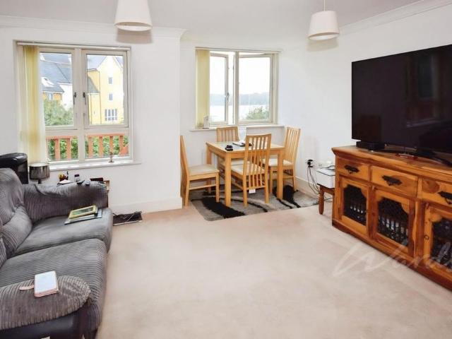 Apartment for rent in St. Marys Island, Gillingham