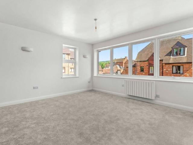 Apartment for rent in Monks Risborough, Princes Risborough