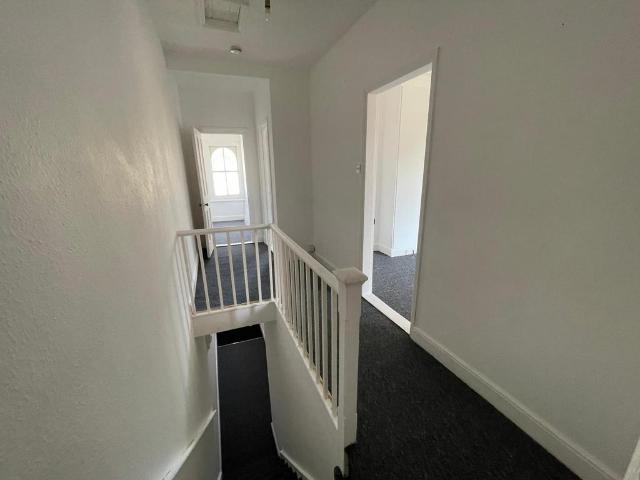 Flat for rent in The Dales, Key Street