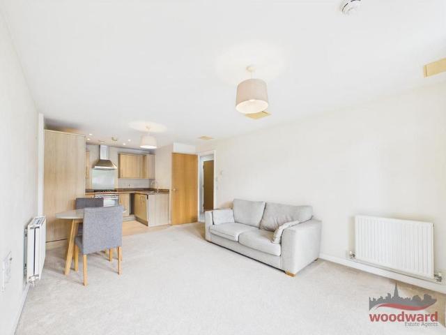 Apartment for rent in London Borough of Ealing, Greater London