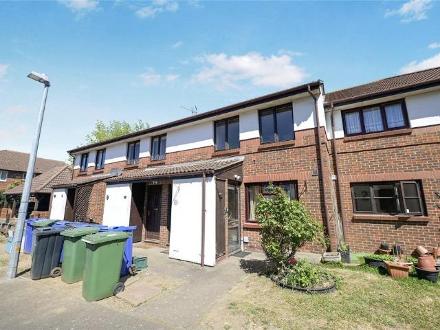 Flat for rent in West Thurrock, Purfleet