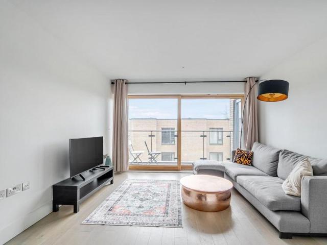 Apartment for rent in London Borough of Hammersmith and Fulham, Greater London