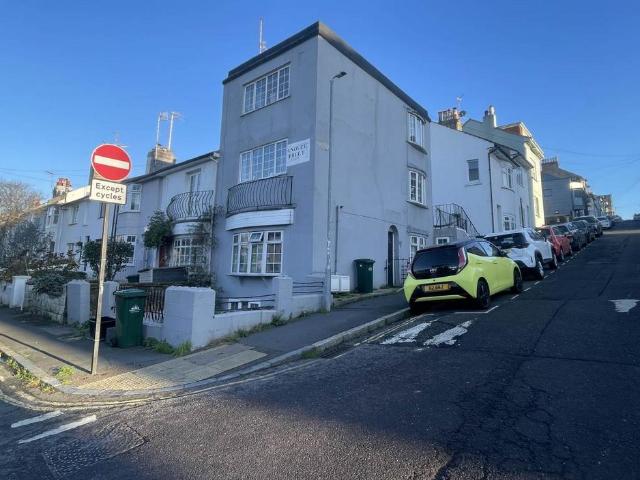 Flat for rent in Queen's Park, Brighton & Hove