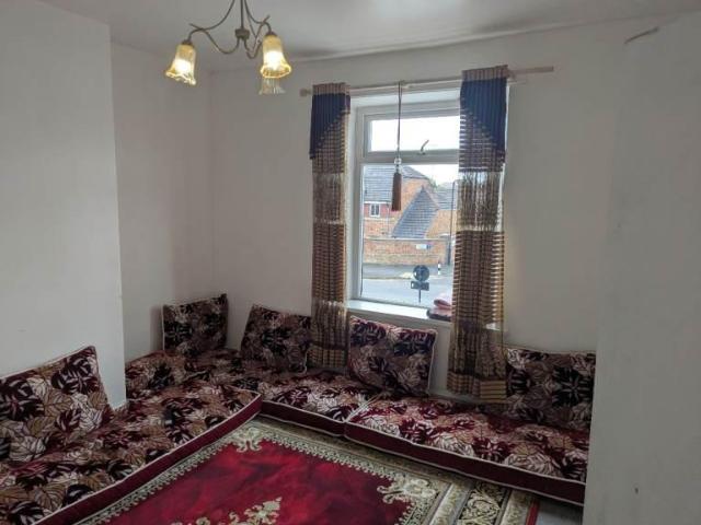 Flat for rent in Manor Top, Intake