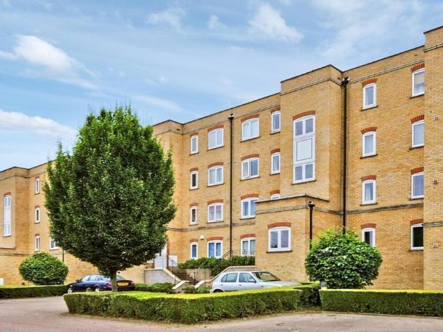 Apartment for rent in Isle Of Dogs, Isle Of Man