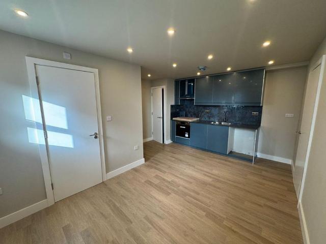 Apartment for rent in London Borough of Croydon, Greater London
