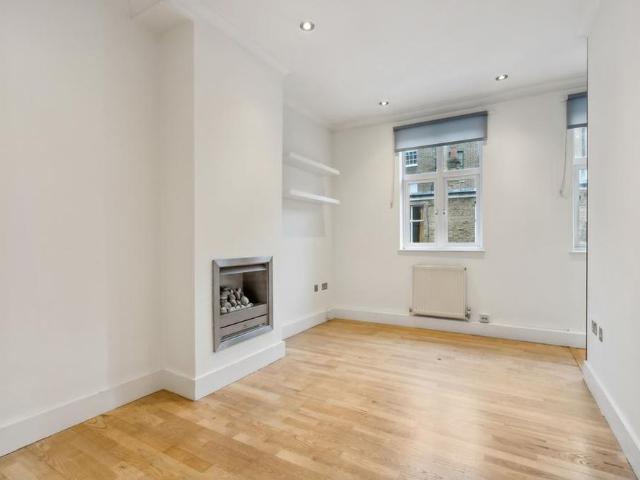 Apartment for rent in Marylebone, Greater London