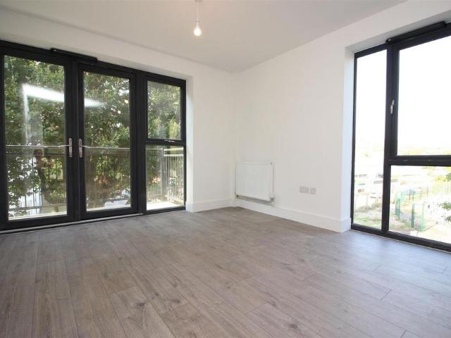 Apartment for rent in River, Ash
