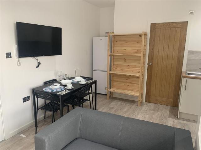 Apartment for rent in The Park, City of Nottingham