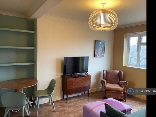 Apartment for rent in London Borough of Southwark, Greater London