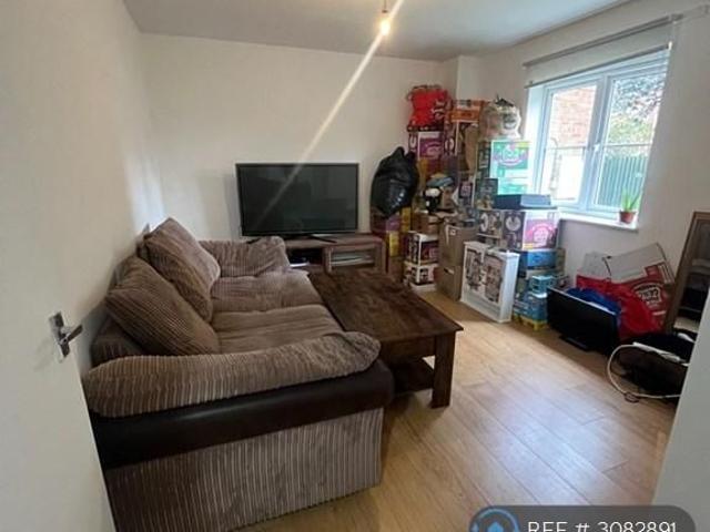 Apartment for rent in Queen's Park, Northampton