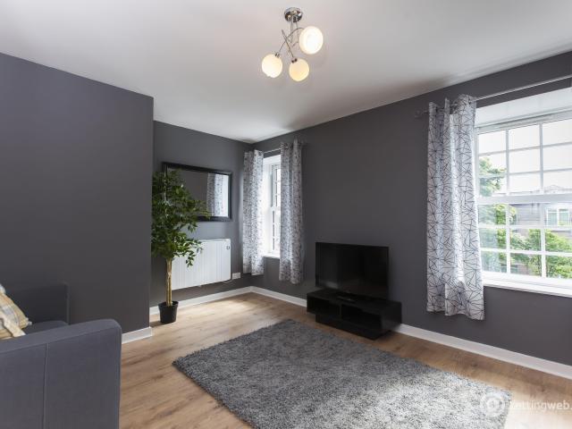 Apartment for rent in Ballindoch, Scotland