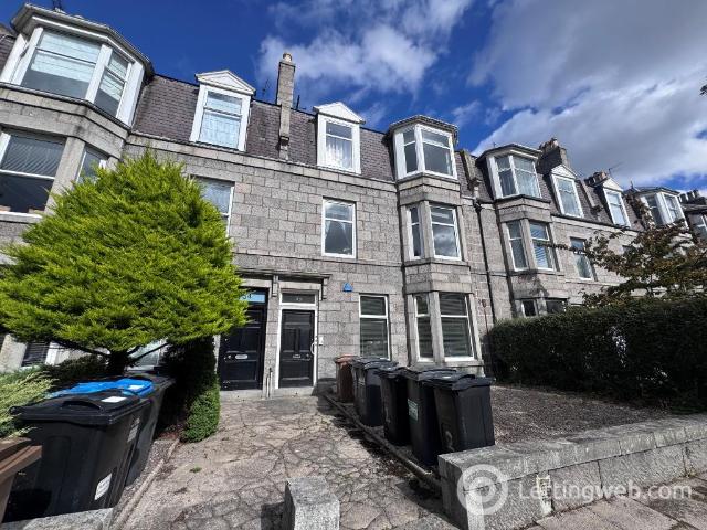 Apartment for rent in West End, Ballindoch