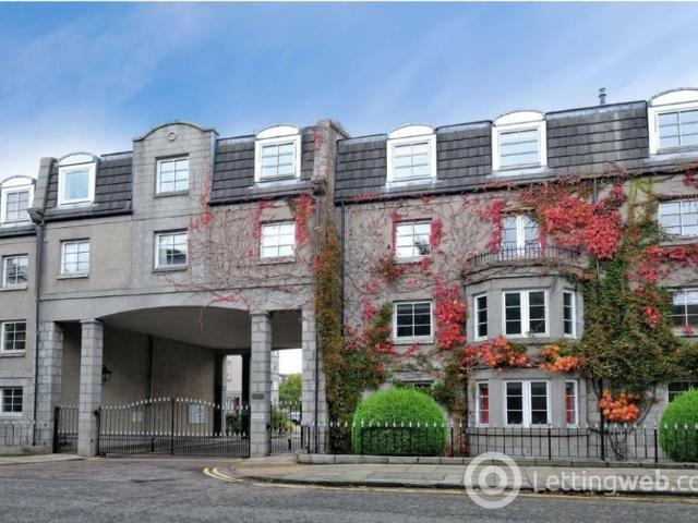 Apartment for rent in Ferryhill, Ballindoch