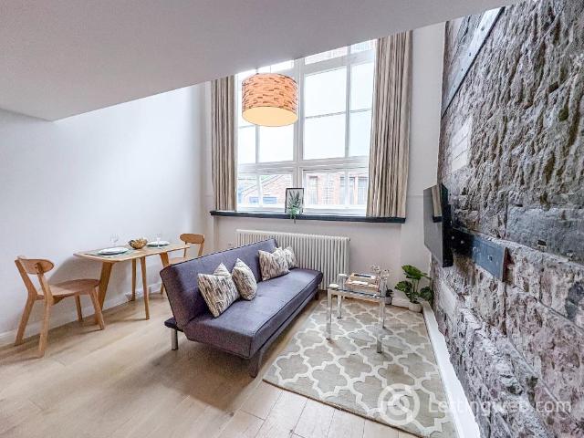 Apartment for rent in Powderhall, Broughton