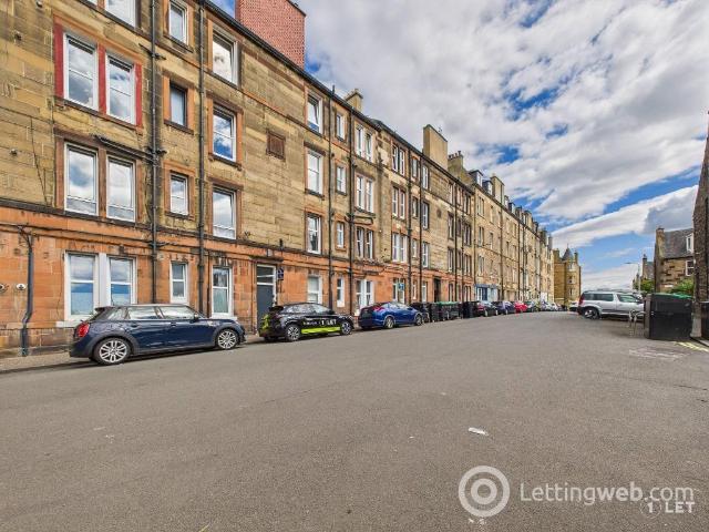 Apartment for rent in Hillside, Leith