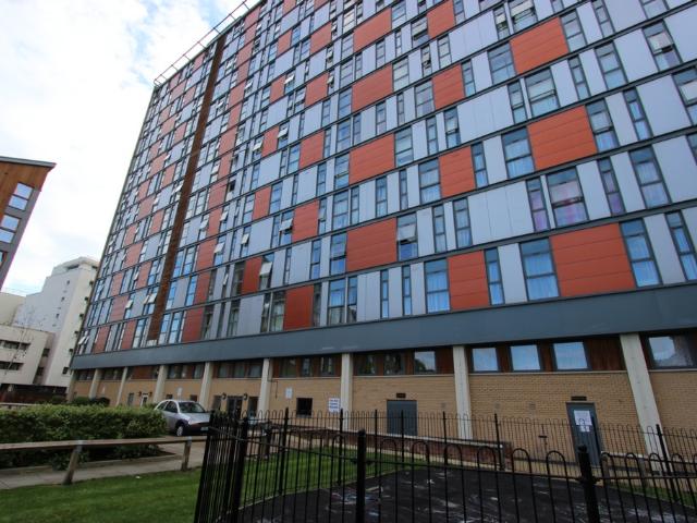 Apartment for rent in London Borough of Croydon, Greater London