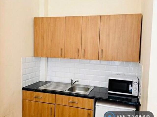 Apartment for rent in Haghill, Scotland
