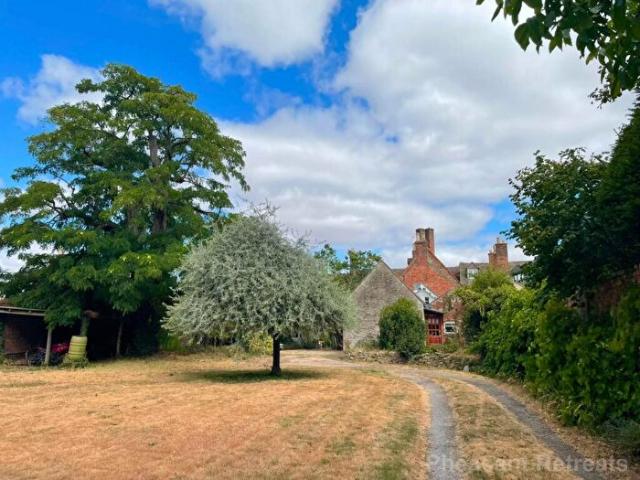 Apartment for rent in Black Bourton, Oxfordshire