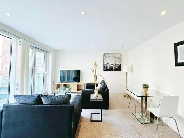 Apartment for rent in Nangreaves, Wales