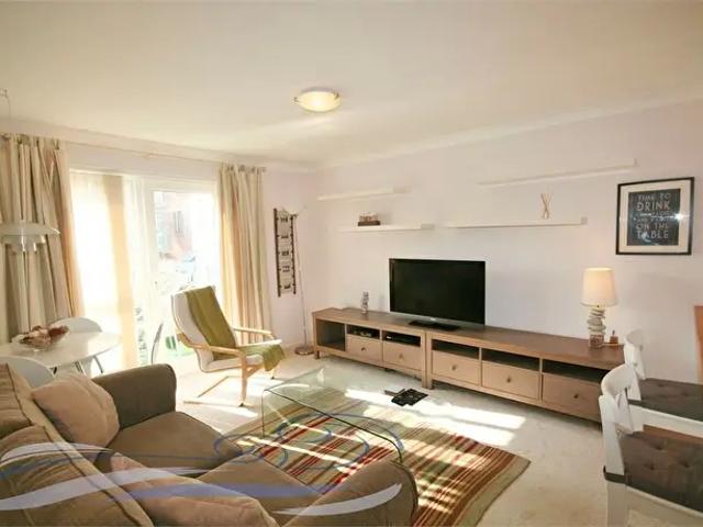 Apartment for rent in Waterfront, Swansea