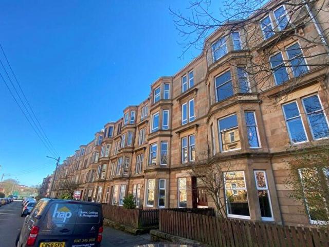 Apartment for rent in The Drives, Dennistoun