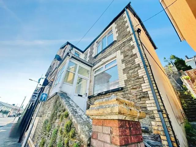 Apartment for rent in Hilltop, Ebbw Vale