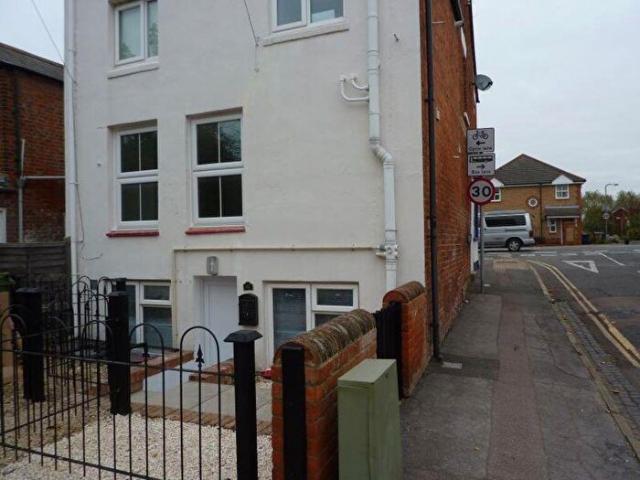 Apartment for rent in West Oxford, The Slade