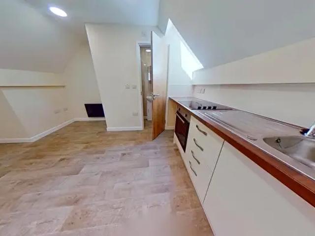 Apartment for rent in Pontypridd, Wales