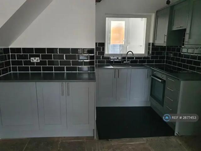 Apartment for rent in Bronllys