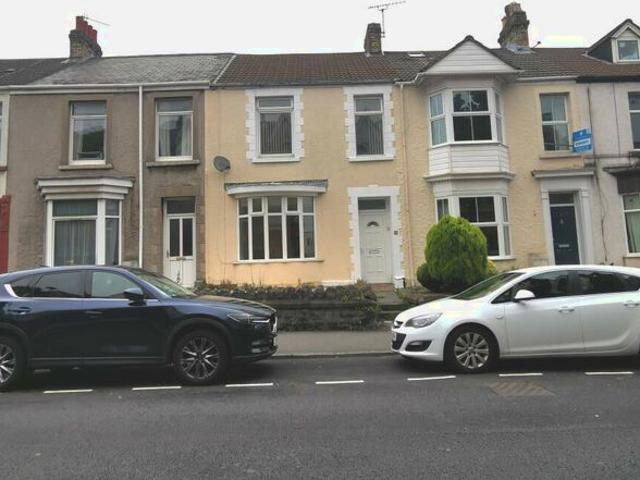 Apartment for rent in Nangreaves, Wales