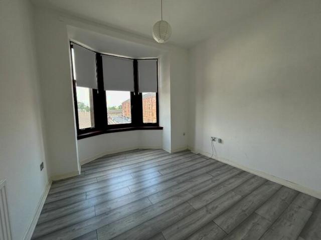 Apartment for rent in Linthouse, Scotland