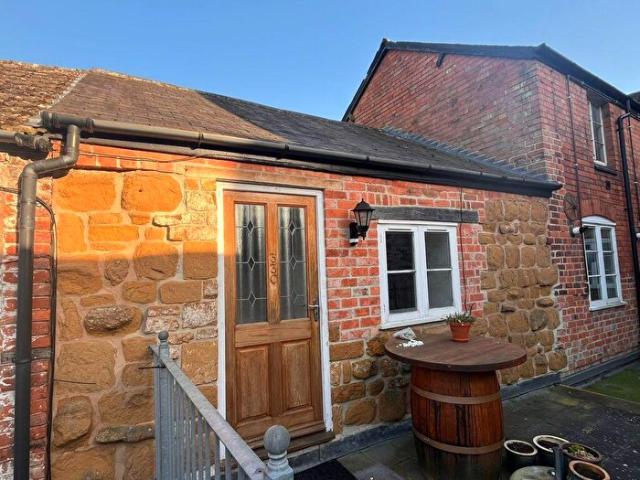 Apartment for rent in Brentingby, Leicestershire