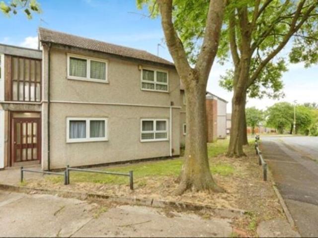 Apartment for rent in Stocking Farm, Old Wharf