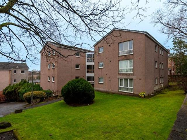 Apartment for rent in Langside, Scotland