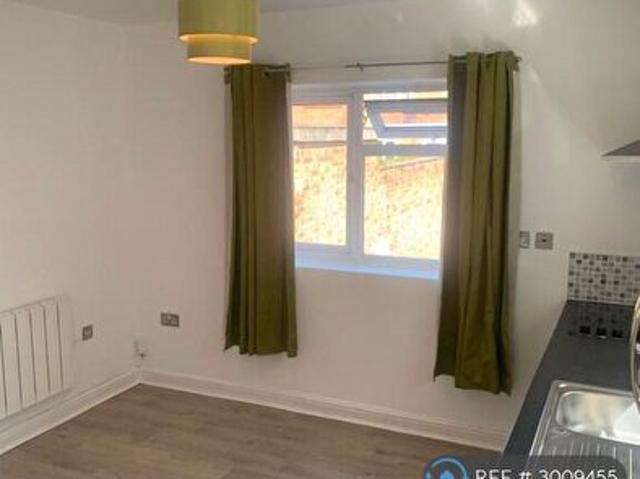Apartment for rent in Aylestone Park, Old Wharf