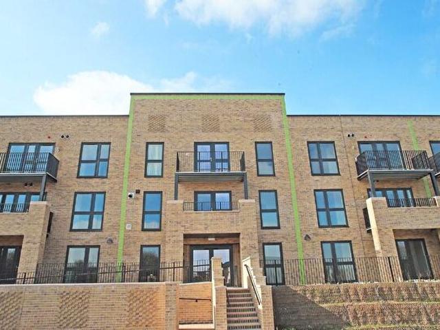 Apartment for rent in Clifton, Haddon