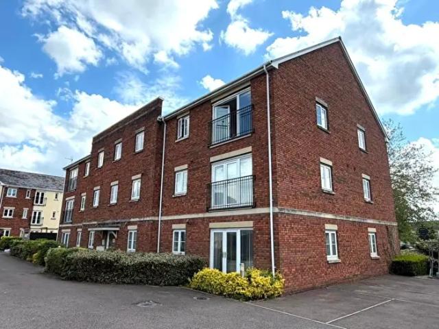 Apartment for rent in Pontarddulais