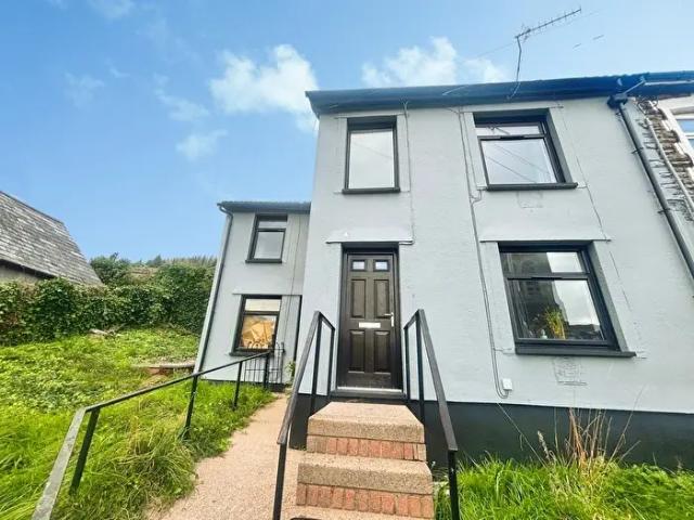 Apartment for rent in Cwm Clydach, Clydach Vale
