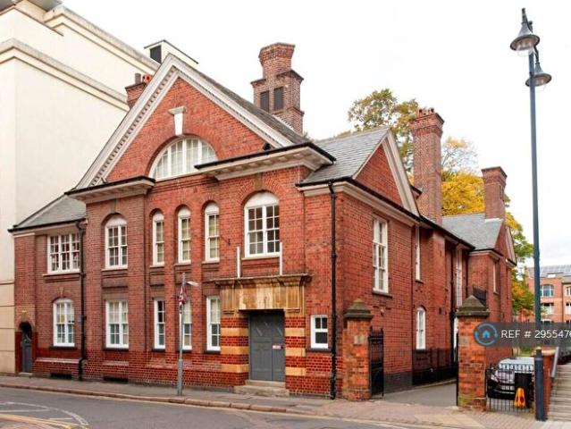 Apartment for rent in St Matthew's, Old Wharf