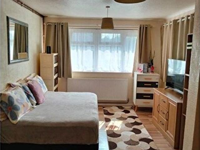 Apartment for rent in Great Linford, Milton Keynes
