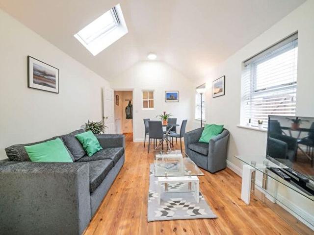 Apartment for rent in Robin Hood, The Slade