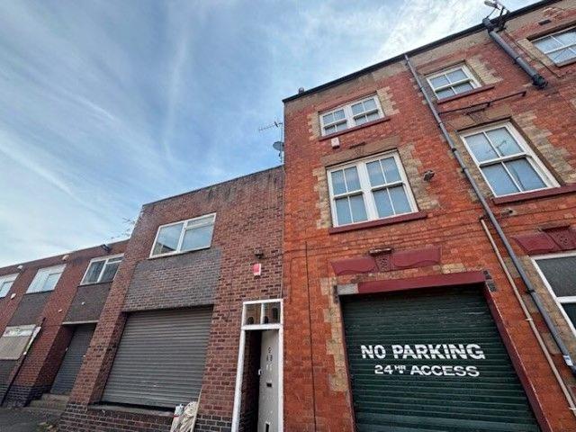 Apartment for rent in St Matthew's, Old Wharf
