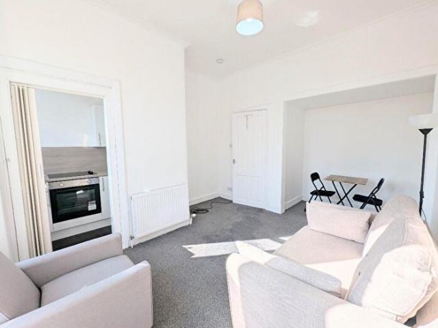 Apartment for rent in Budhill, Scotland