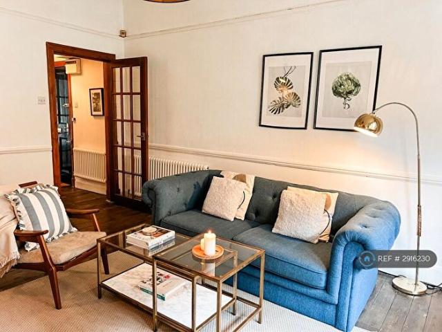 Apartment for rent in Broomhill, Scotland
