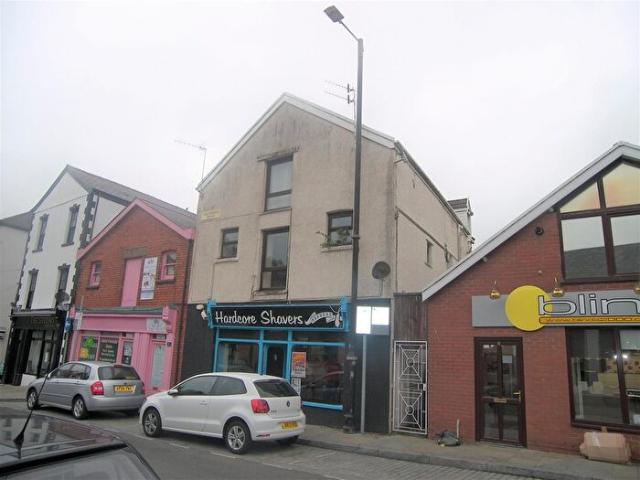 Apartment for rent in Cimla, Neath